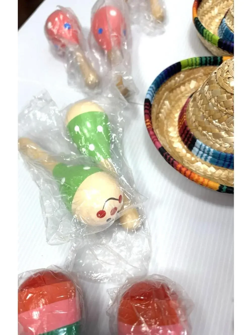 Mini Sombreros 12pc & 12pc Maracas Shakers Fiesta Party Noise Makers Mexican NEW